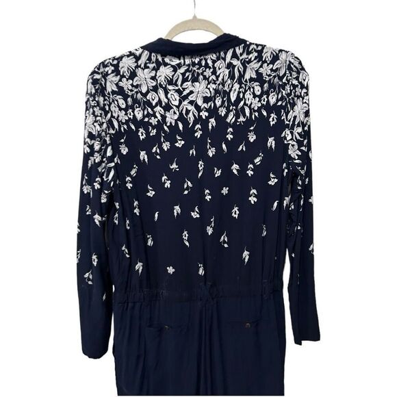 Anthropologie Lilka Floral V-Neck Lakeshore Jumpsuit Navy Blue White Size Medium - Picture 7 of 15